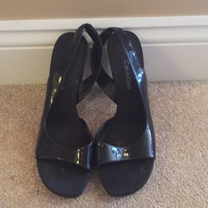 Calvin Klein black patent sling back heels sz 6.5